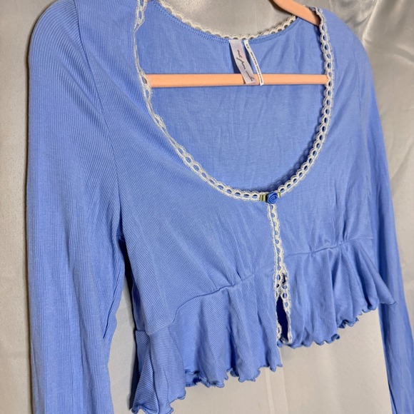 Out From Under Blue Lace Trim Ruffle Crop Top Long Sleeve Rosette Coquette XS - Picture 3 of 11